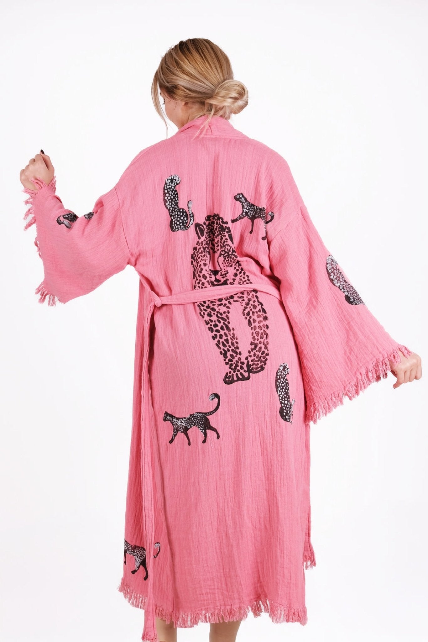 Pink Wild Leopard Çift Kat Müslin Kimono | %100 pamuk müslin | el baskı desen | Buldan Culture